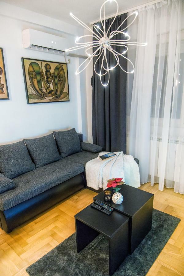 Africa Apartment Beograd Bagian luar foto